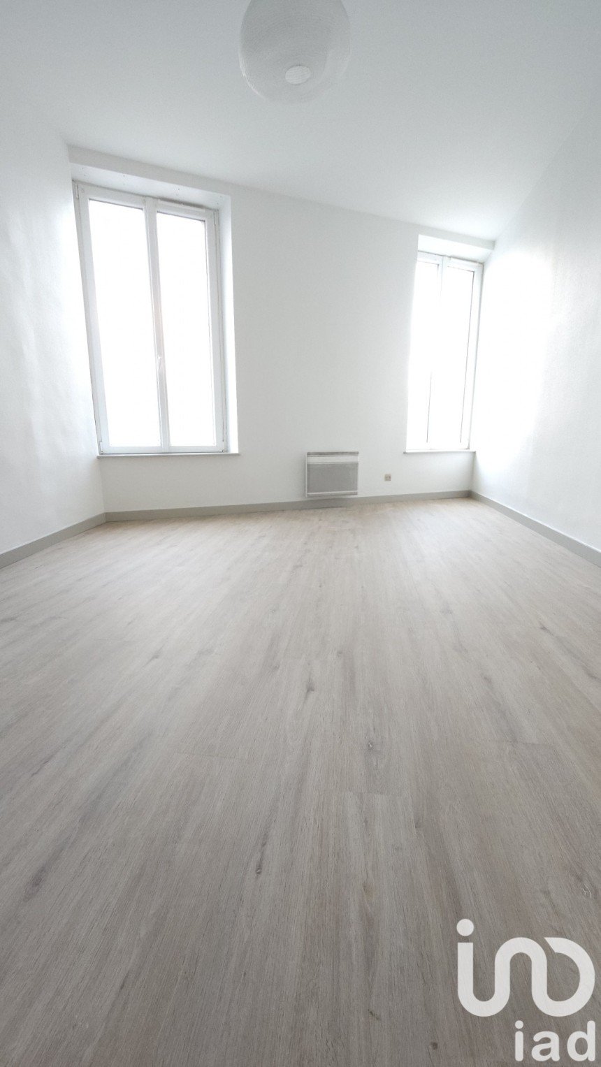 Studio 2 rooms of 33 m² in Nancy (54000)