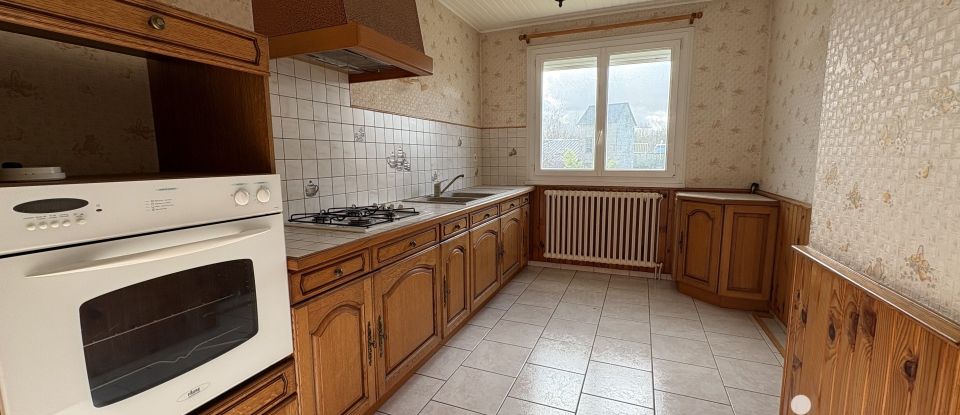 Traditional house 5 rooms of 82 m² in Villebernier (49400)