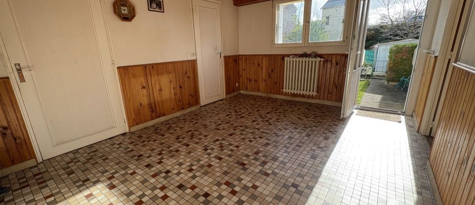 Traditional house 5 rooms of 82 m² in Villebernier (49400)