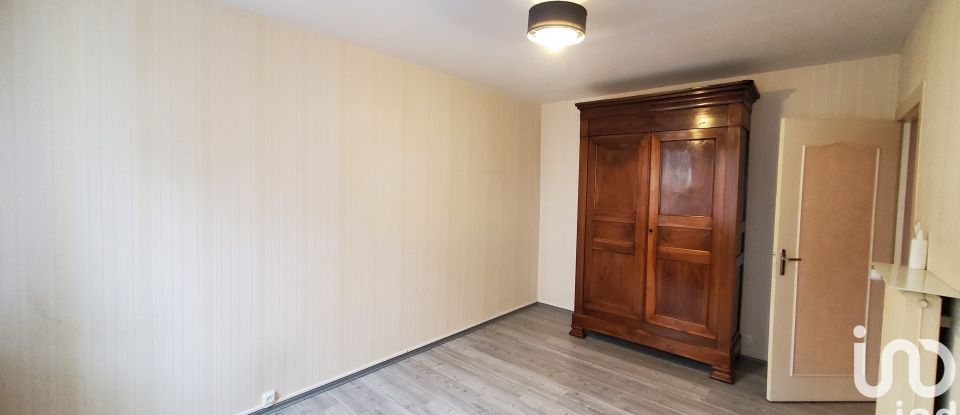 Apartment 3 rooms of 72 m² in Clermont-Ferrand (63000)