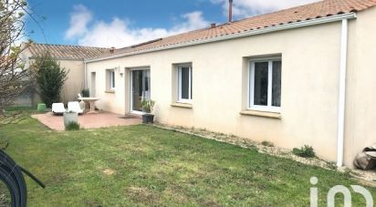 Maison 5 pièces de 100 m² à Jard-sur-Mer (85520)