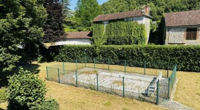 Maison 9 pièces de 248 m² à Castelfranc (46140)