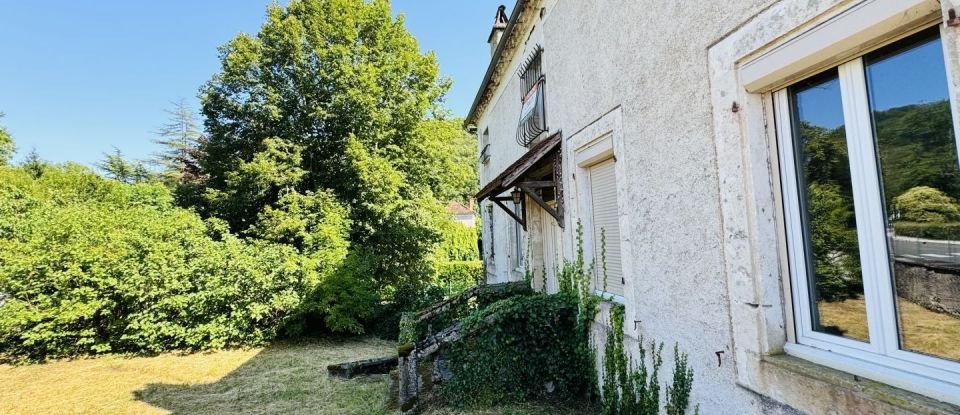 Maison 9 pièces de 248 m² à Castelfranc (46140)