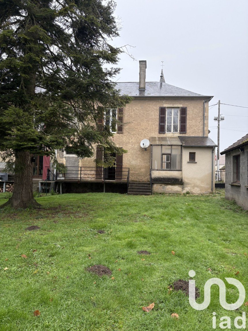 Traditional house 6 rooms of 100 m² in Chalivoy-Milon (18130)