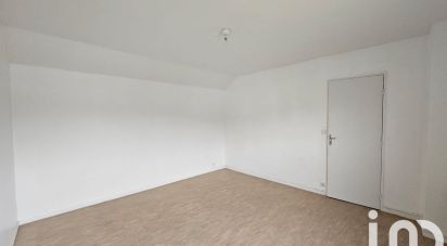 Maison 4 pièces de 88 m² à Vaas (72500)