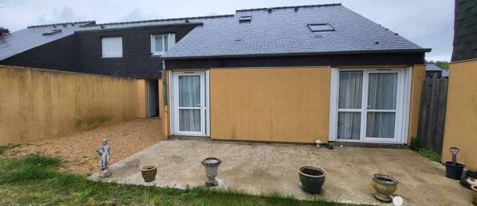 Maison 4 pièces de 88 m² à Vaas (72500)