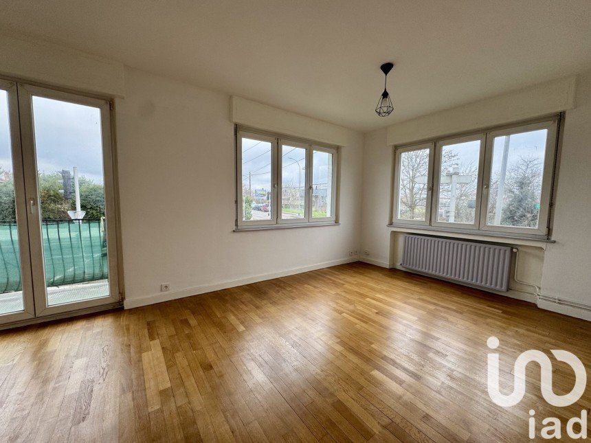 Apartment 3 rooms of 81 m² in Montigny-lès-Metz (57950)