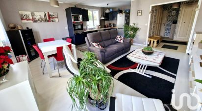 Apartment 3 rooms of 69 m² in Le Coudray (28630)