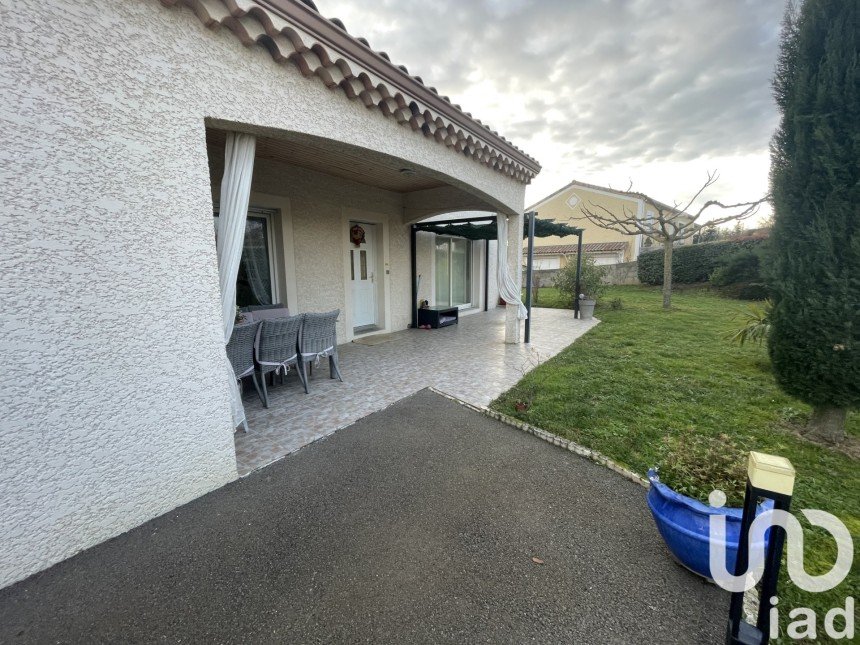 House 4 rooms of 112 m² in Vernosc-lès-Annonay (07430)