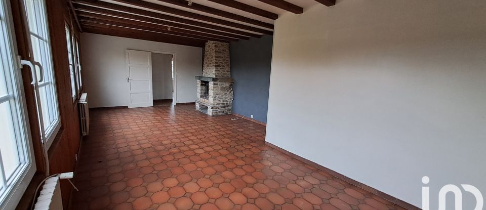 House 4 rooms of 86 m² in Le Mesnil-au-Val (50110)