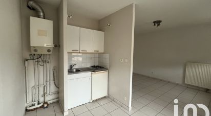 Apartment 1 room of 30 m² in Beauvais (60000)