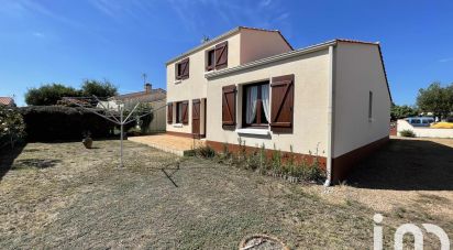 Maison traditionnelle 5 pièces de 93 m² à Longeville-sur-Mer (85560)