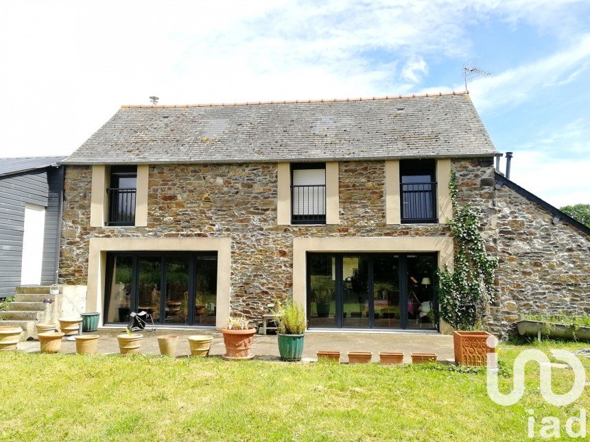 Maison de campagne 4 pièces de 97 m² à Pleslin-Trigavou (22490)