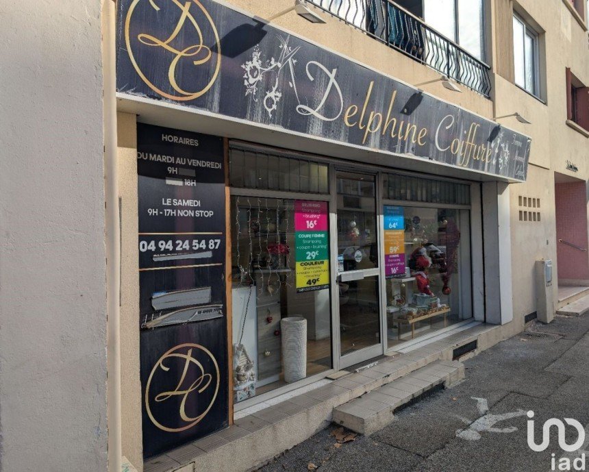 Business premises of 45 m² in Toulon (83200)