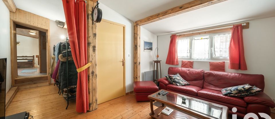 Châlet 11 pièces de 368 m² à Prémanon (39220)