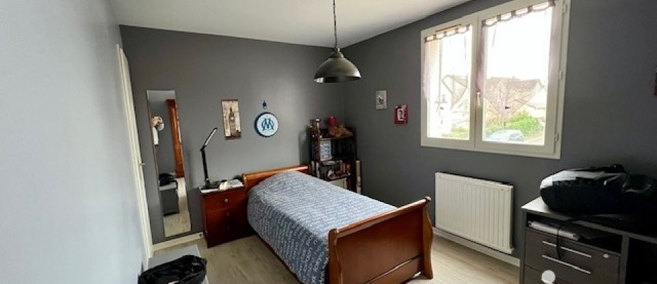 Maison 8 pièces de 141 m² à Verneuil-sur-Seine (78480)