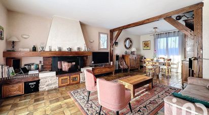 Maison traditionnelle 6 pièces de 101 m² à Pannes (45700)