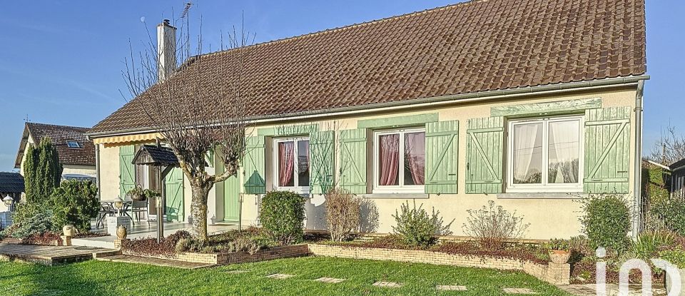 Traditional house 6 rooms of 101 m² in Pannes (45700)