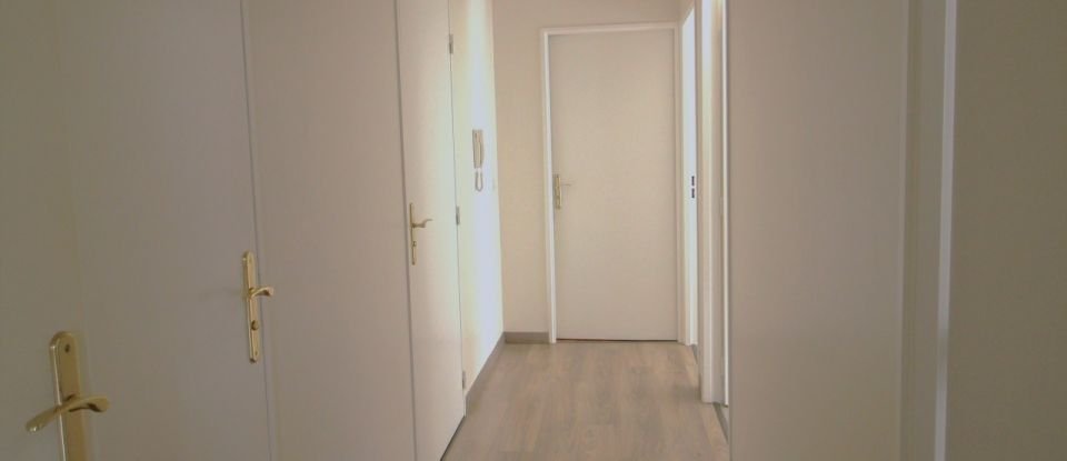 Appartement 4 pièces de 83 m² à Villecresnes (94440)