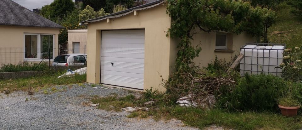 Maison traditionnelle 4 pièces de 80 m² à Carhaix-Plouguer (29270)