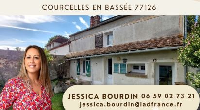 Maison 5 pièces de 105 m² à Courcelles-en-Bassée (77126)