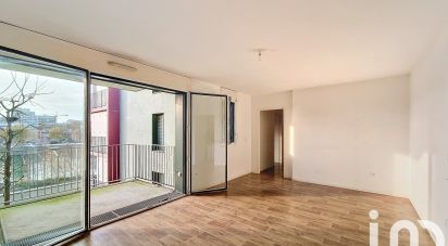 Appartement 3 pièces de 65 m² à Saint-Denis (93200)