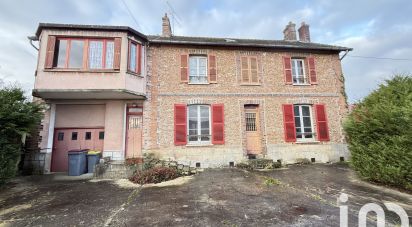 Maison 7 pièces de 185 m² à Villeneuve-les-Bordes (77154)