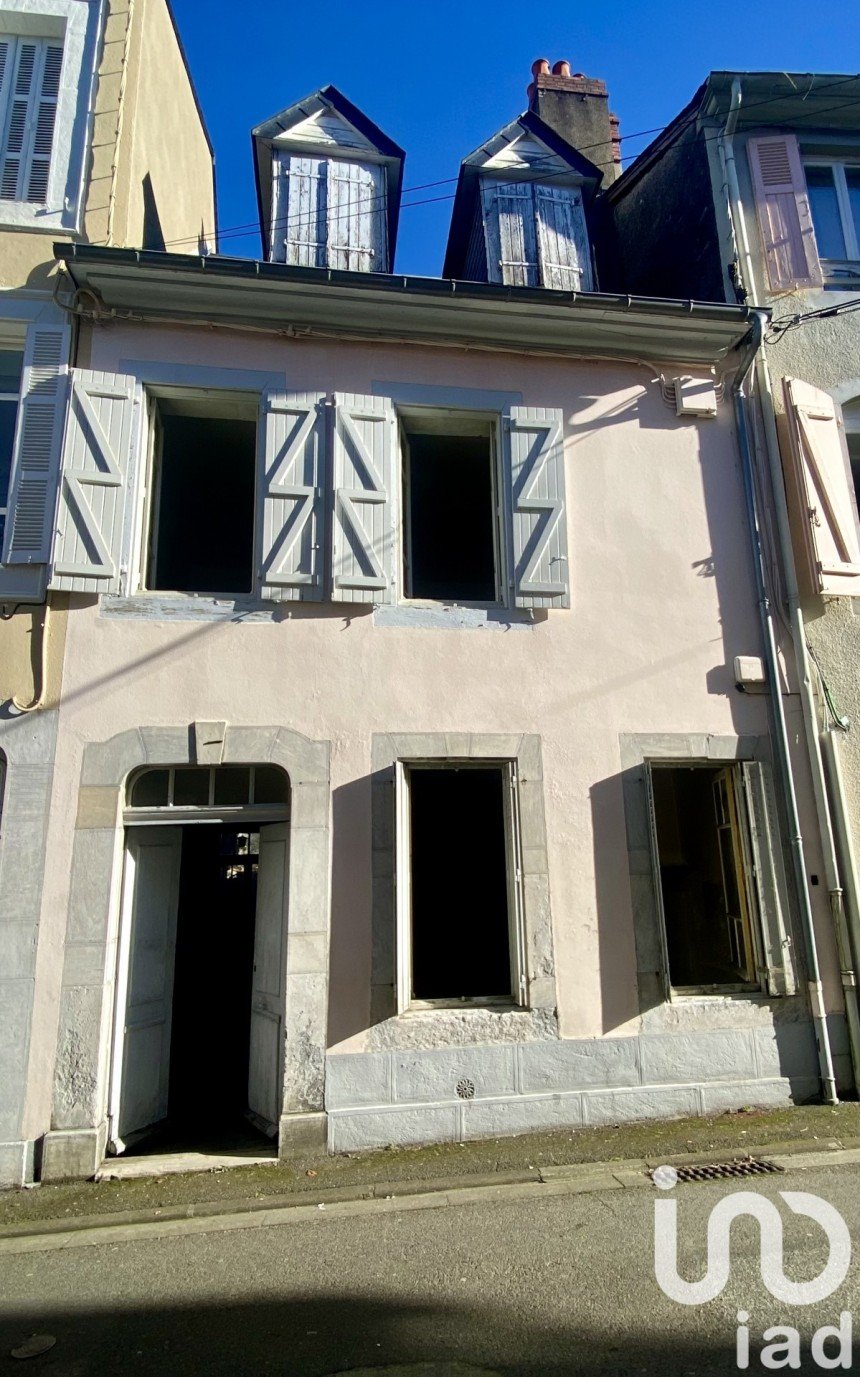 Town house 7 rooms of 170 m² in Bagnères-de-Bigorre (65200)