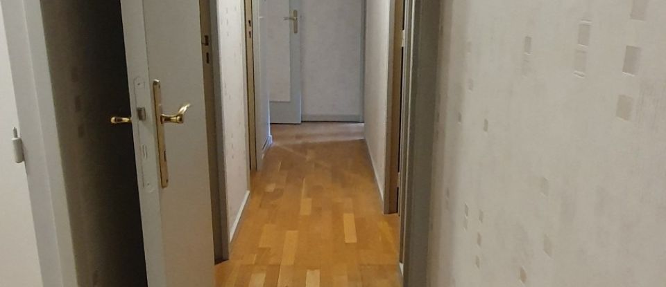 Appartement 4 pièces de 86 m² à Les Ulis (91940)