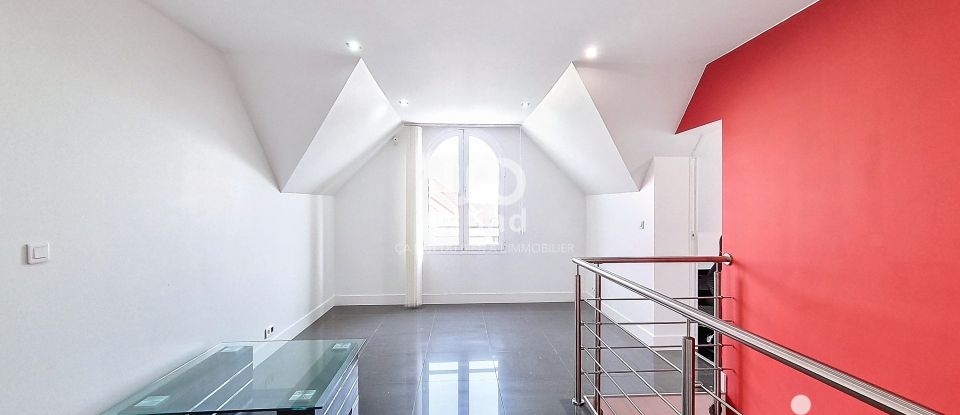 Maison d’architecte 8 pièces de 230 m² à Fontenay-Mauvoisin (78200)