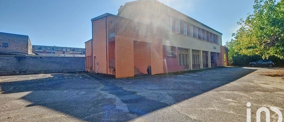 Château 32 pièces de 900 m² à Moulins (03000)