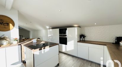 Maison 9 pièces de 186 m² à Carry-le-Rouet (13620)