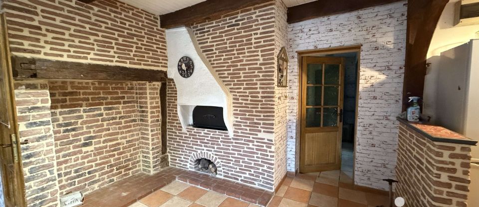 Traditional house 6 rooms of 200 m² in Pierre-de-Bresse (71270)