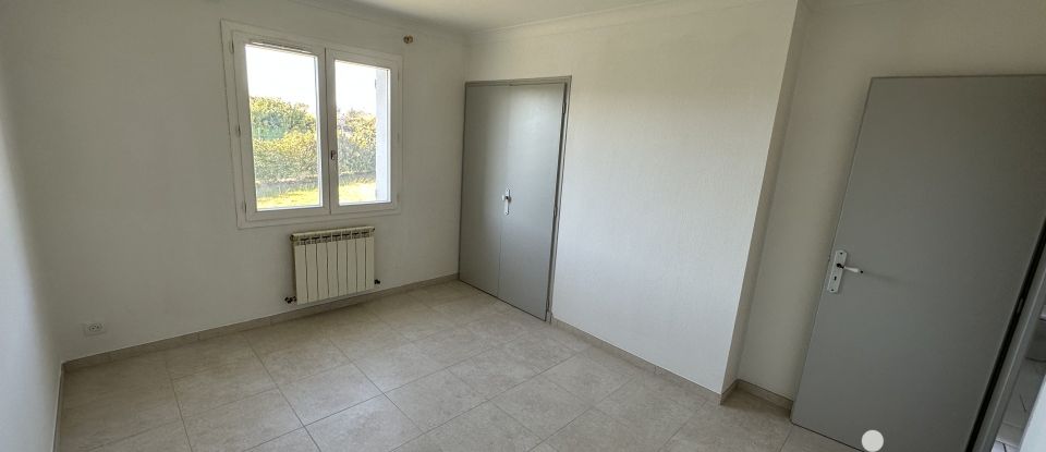 House 4 rooms of 121 m² in Mazan (84380)