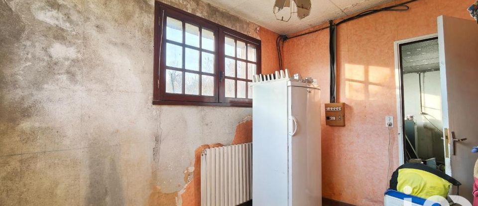 Maison traditionnelle 6 pièces de 132 m² à Blaye-les-Mines (81400)