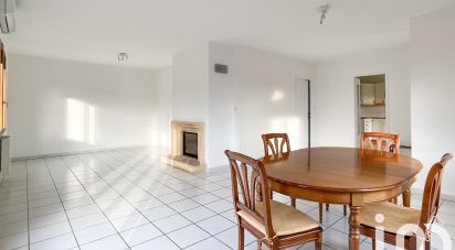 Maison 5 pièces de 106 m² à Décines-Charpieu (69150)