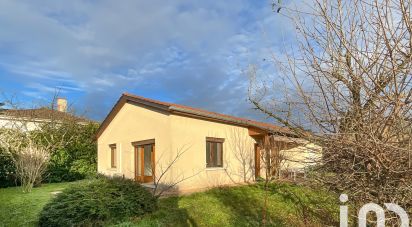 House 5 rooms of 106 m² in Décines-Charpieu (69150)