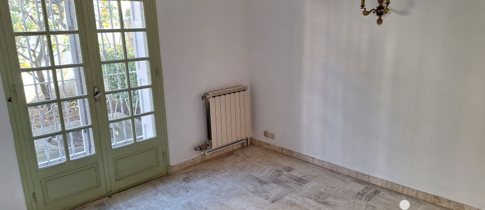 House 8 rooms of 218 m² in Perpignan (66100)