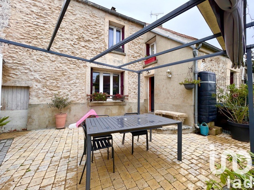 Maison traditionnelle 4 pièces de 125 m² à Mouroux (77120)