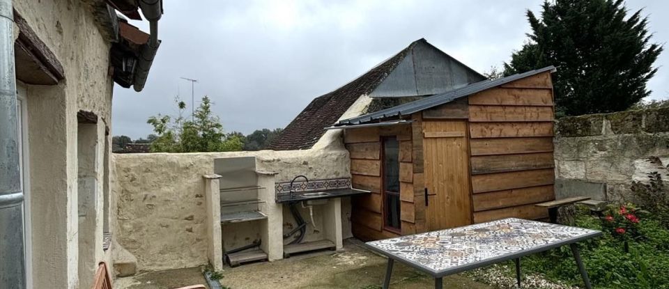 House 4 rooms of 85 m² in Ferrière-Larçon (37350)