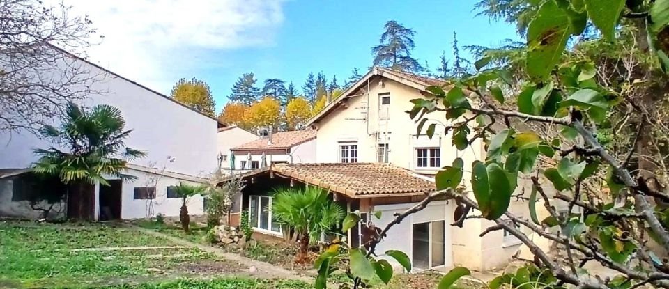 Traditional house 5 rooms of 118 m² in Couiza (11190)