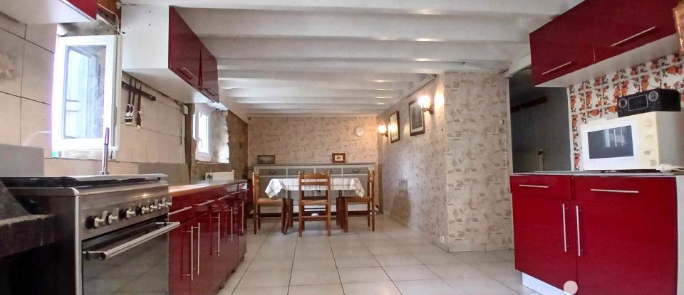 Traditional house 5 rooms of 118 m² in Couiza (11190)