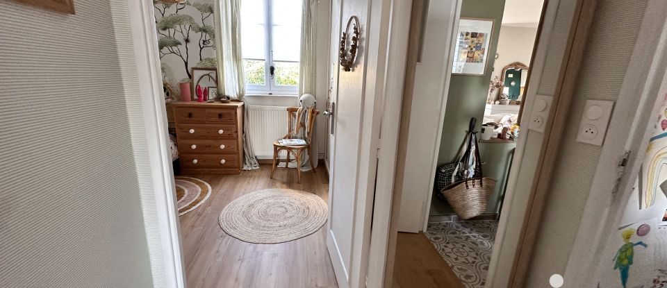 Apartment 3 rooms of 70 m² in Coutances (50200)