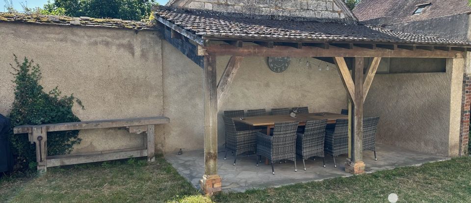 Traditional house 6 rooms of 165 m² in Soucy (89100)