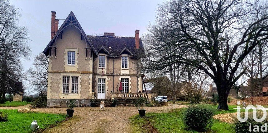 Manor 15 rooms of 400 m² in Arcomps (18200)