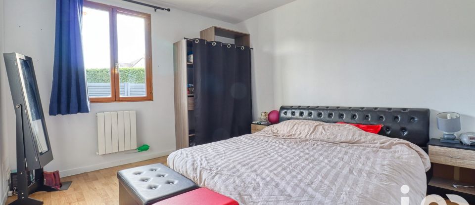 Maison 5 pièces de 135 m² à Saint-Aubin-en-Bray (60650)