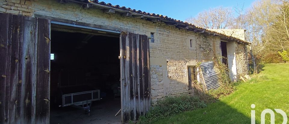 Village house 6 rooms of 128 m² in Saint-Coutant (79120)