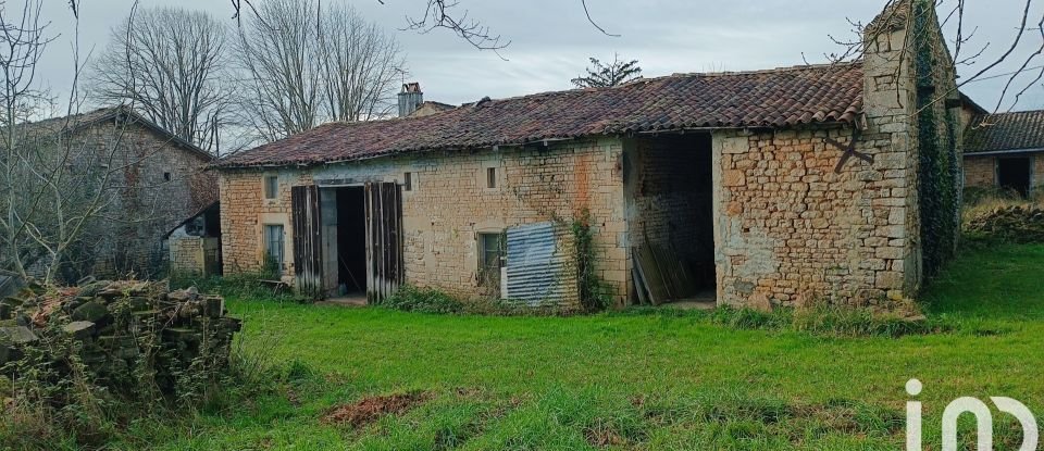 Village house 6 rooms of 128 m² in Saint-Coutant (79120)