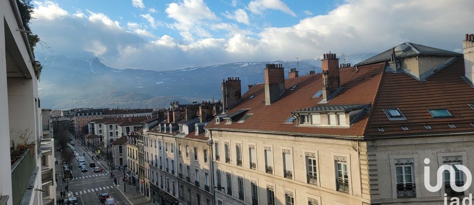 Apartment 4 rooms of 91 m² in Grenoble (38000)