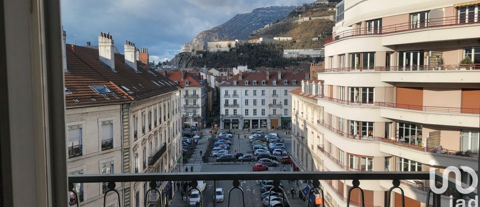 Apartment 4 rooms of 91 m² in Grenoble (38000)